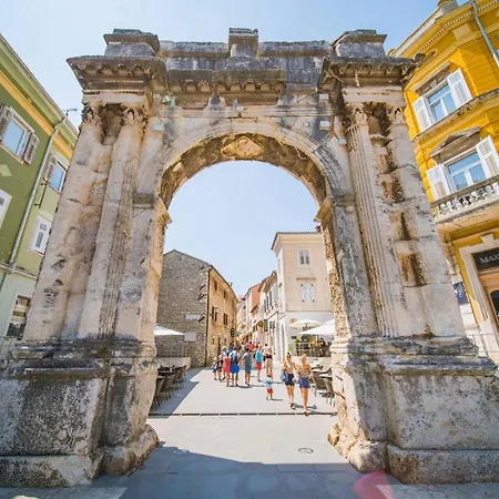 Barmel Ii Villa Vintijan